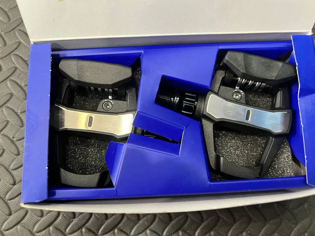 Giant elite road pedal 270g