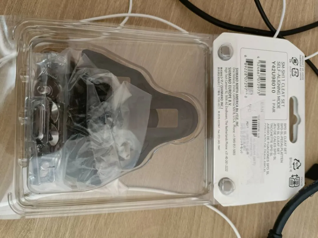 Shimano SH11 cleats new