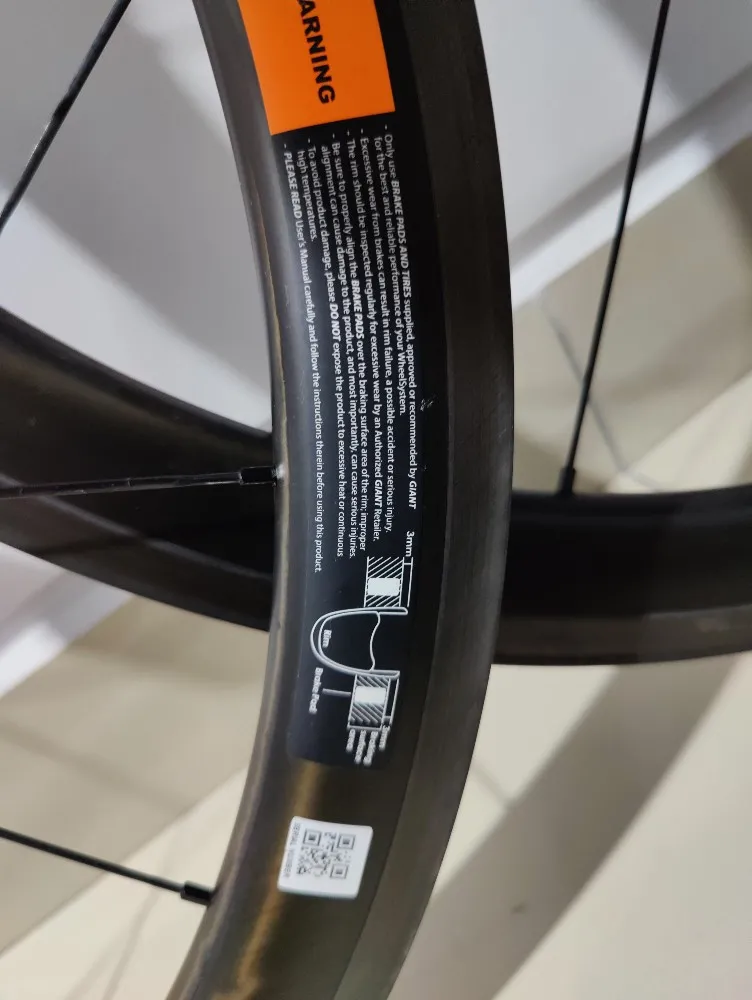Giant SLR1 Lightweight Climbing Carbon 42mm Tubeless Clincher Wheelset  for Rim Brakes