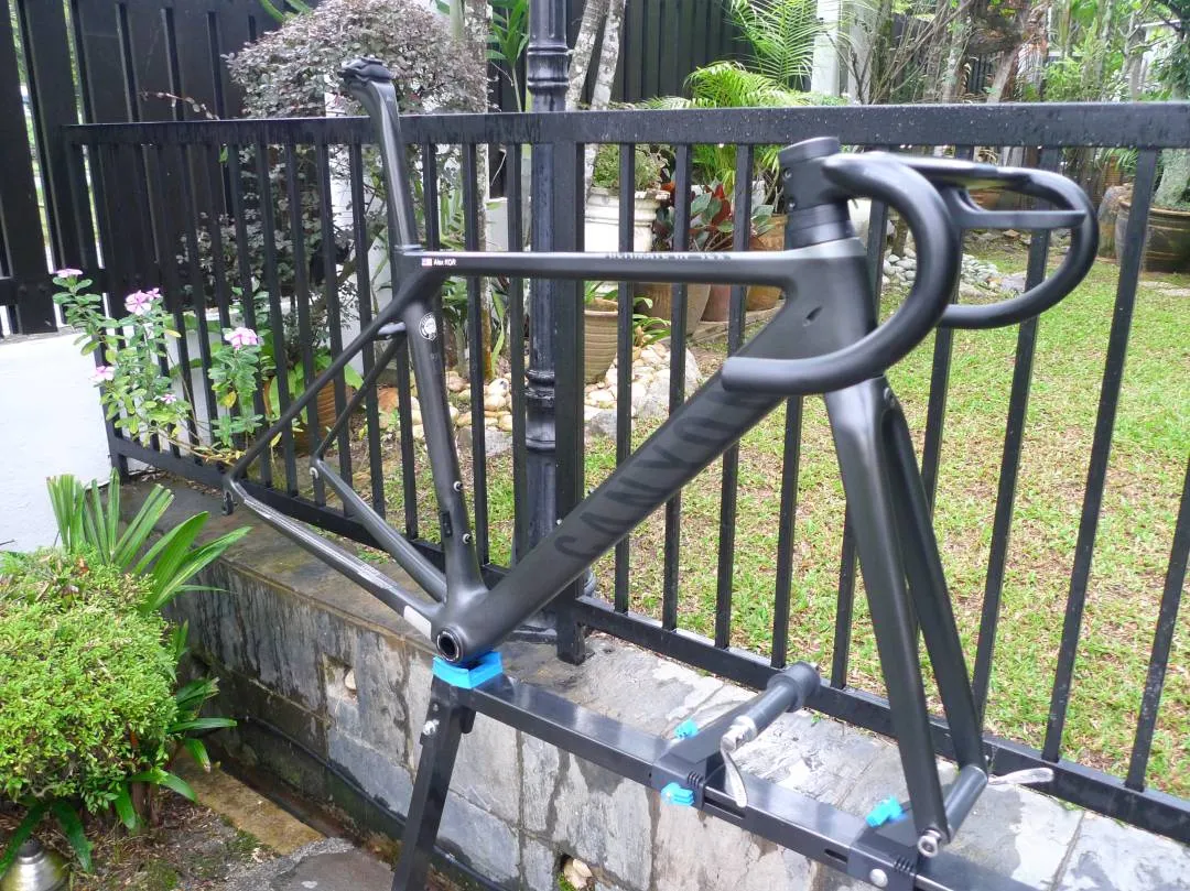 Canyon Ultimate CF SLX Frameset Rim Brake XS