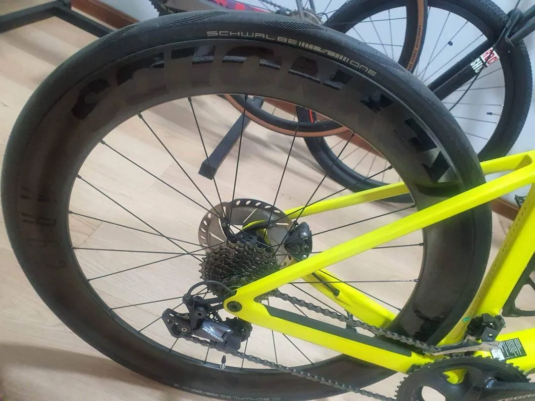 2020 Scott addict 30