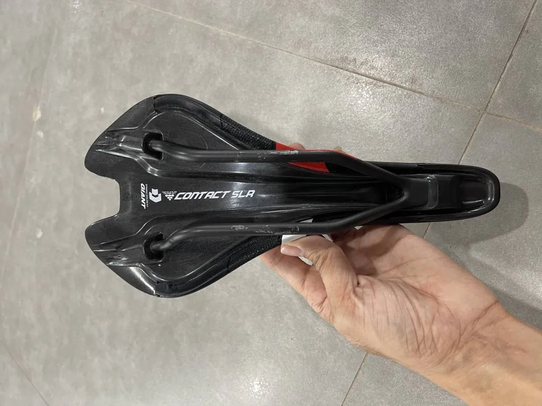 Giant forward saddle SLR carbon