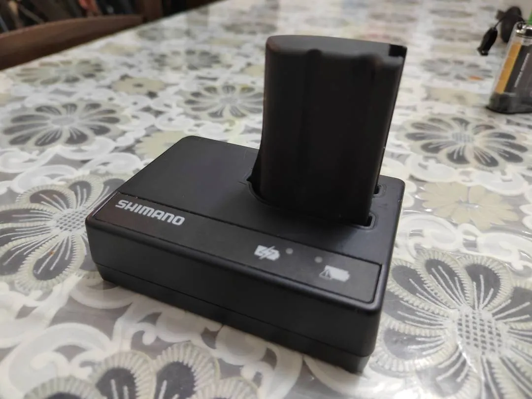 Di2 Battery &amp; Charger