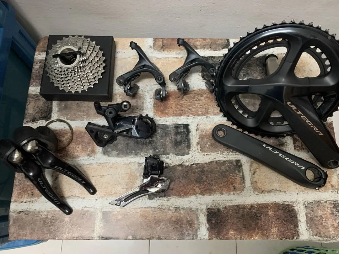 Shimano Ultegra R8000 11 Speed Groupset