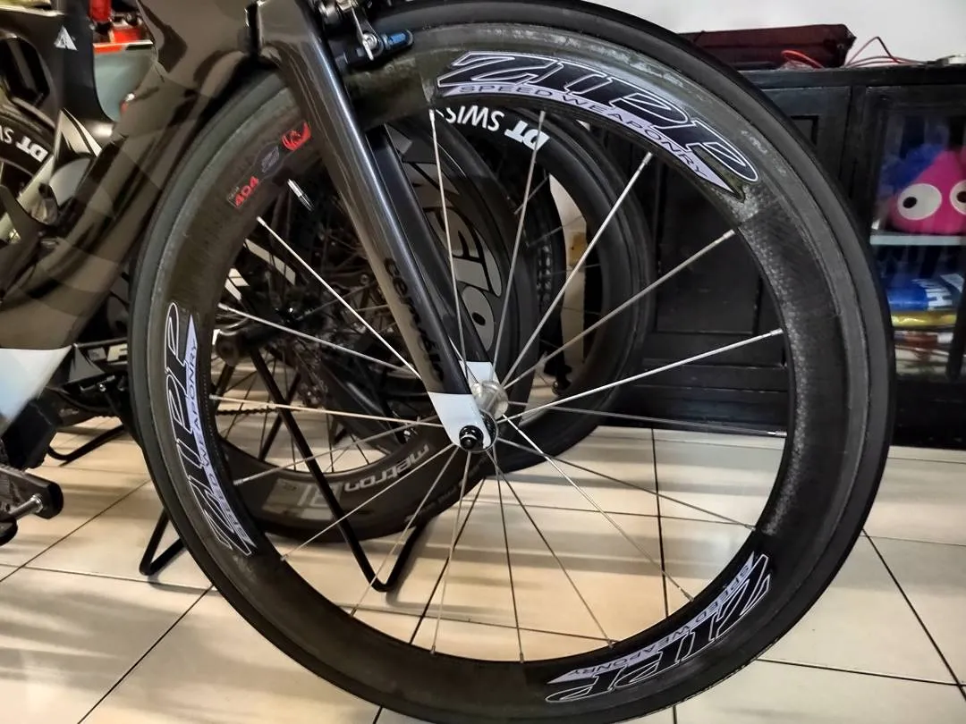 (SOLD) Zipp 900 + 404