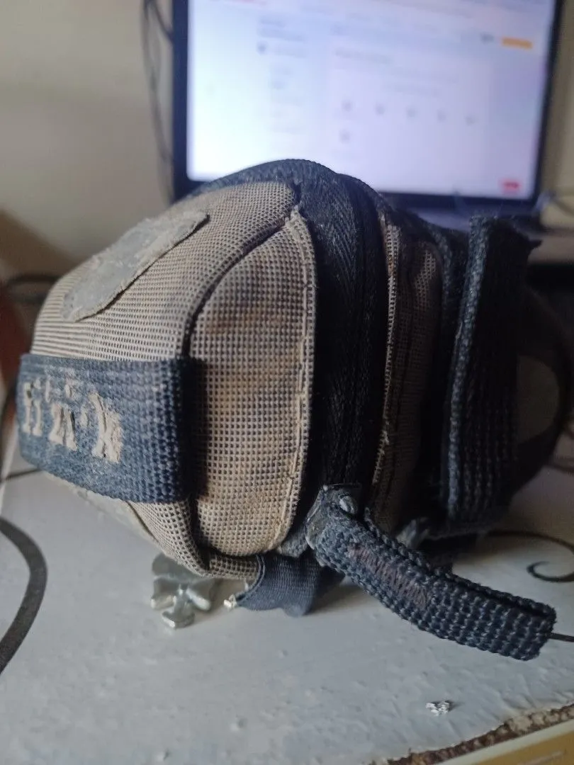 Fizik pouch bag - Lost and found Kiara