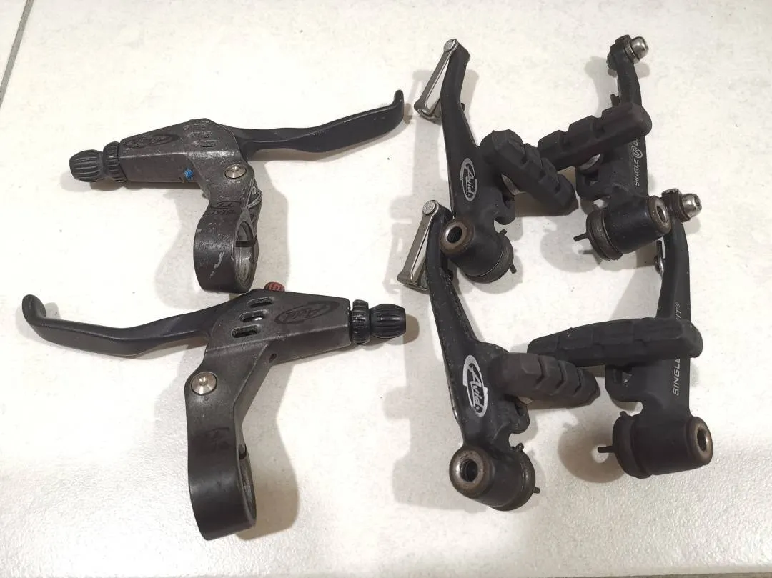 SOLD - Rare Avid Ti Brake Lever ( Titanium )