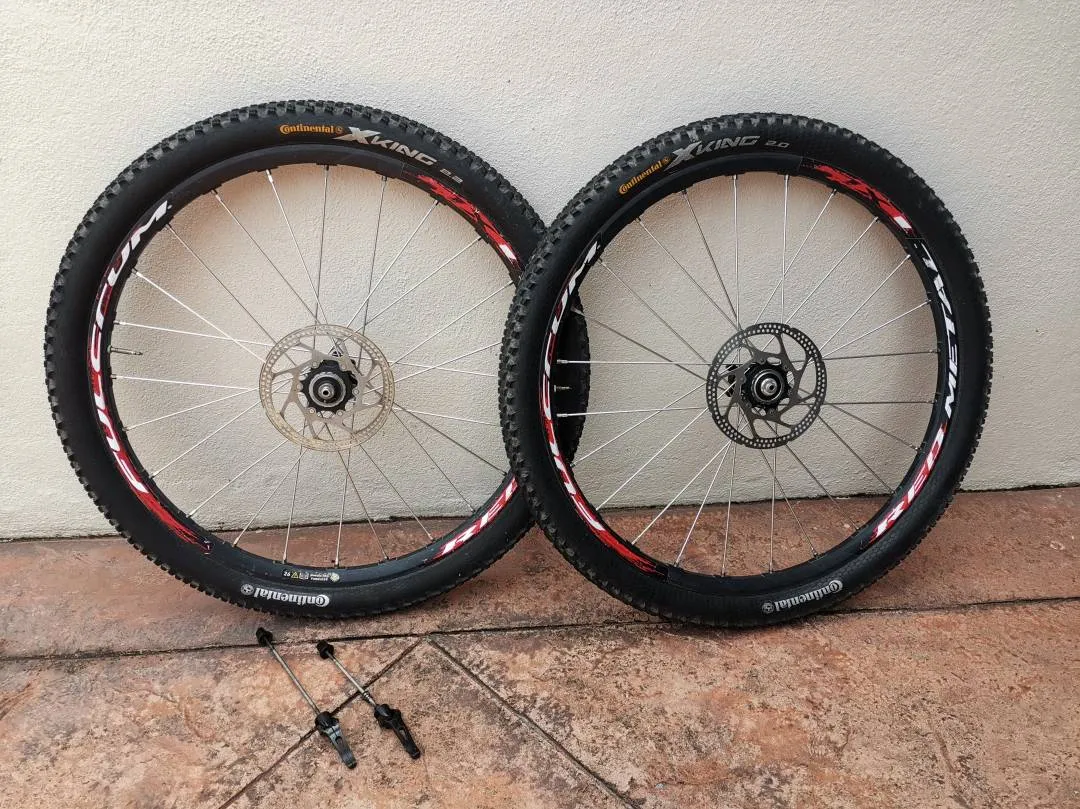 Fulcrum Red Metal 1 XL