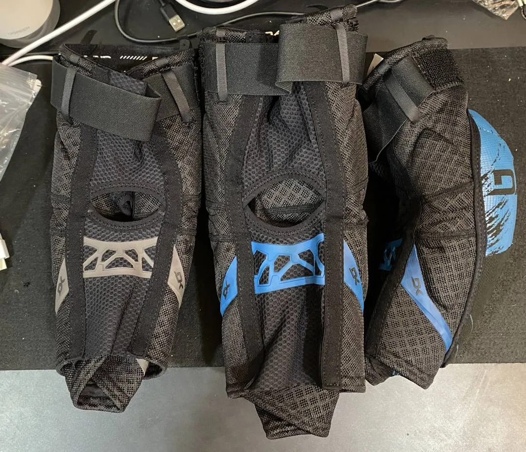 Dakine Hellion knee pads ( size S &amp; M left)
