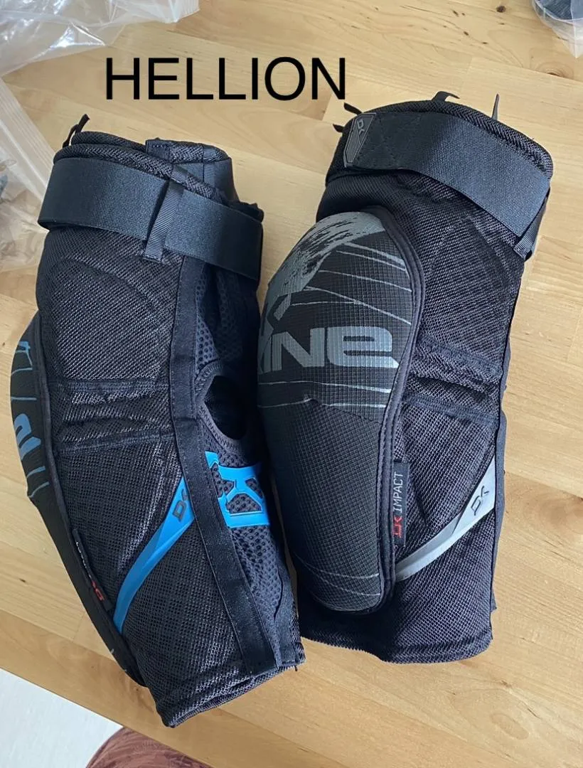 Dakine Hellion knee pads ( size S &amp; M left)