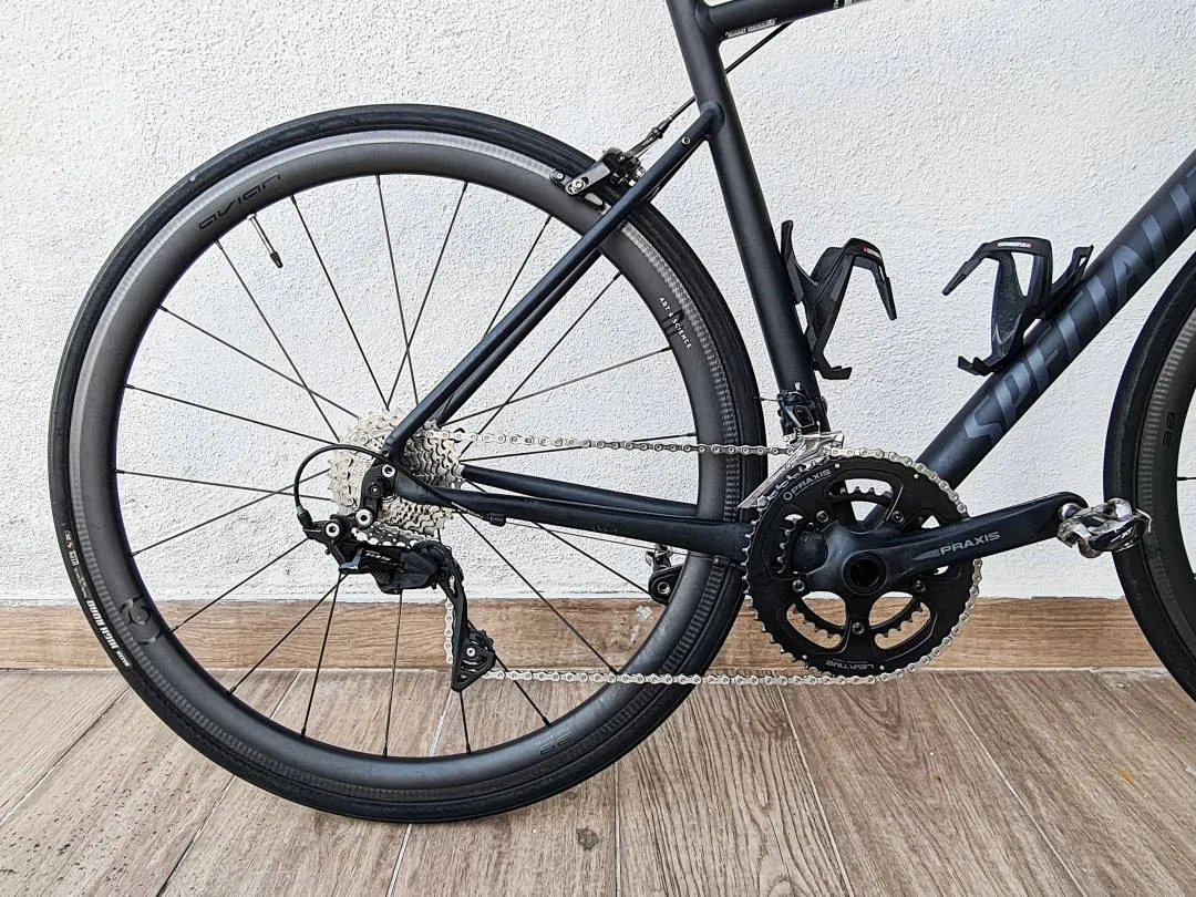 Specialized Allez Elite 2021 Size 58 with Avian CR3 R325 Carbon Wheels