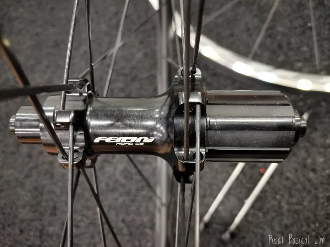 Feruni C5 Road 700c Seal Bearing Wheelset