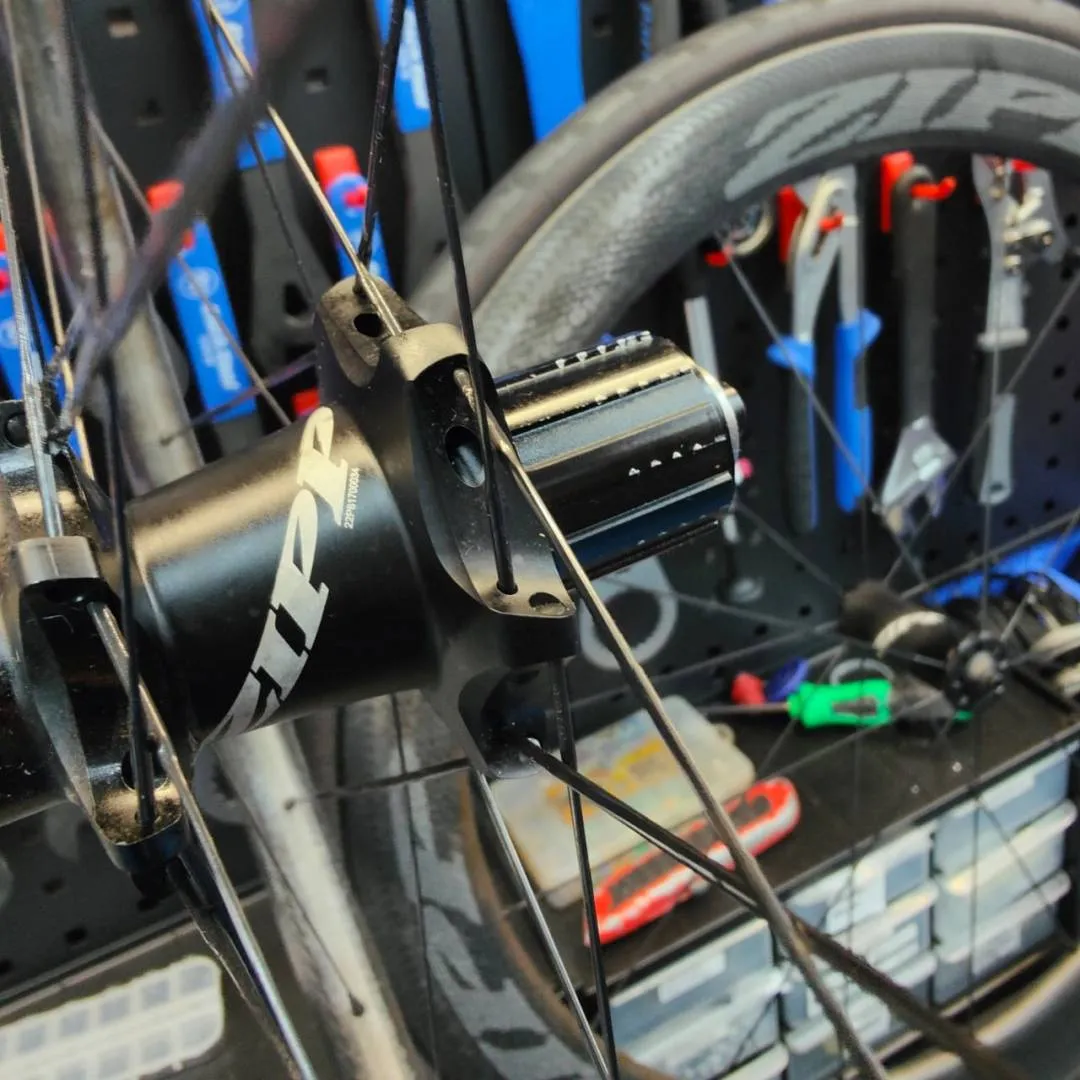 ZIPP 404 NSW Rim Brake Shimano Freehub Road Bike Clincher Tubeless Carbon Wheelset