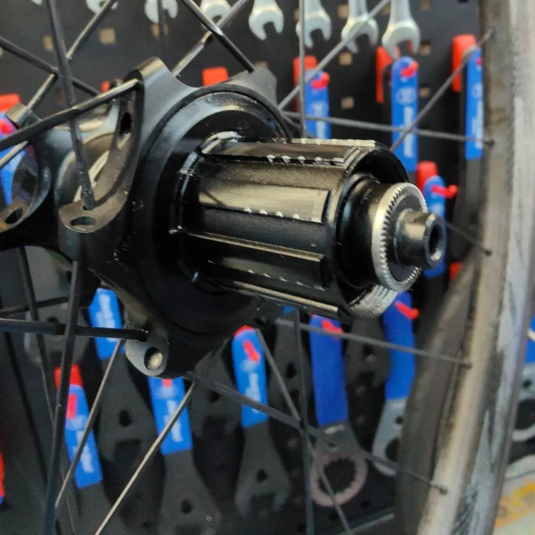 ZIPP 404 NSW Rim Brake Shimano Freehub Road Bike Clincher Tubeless Carbon Wheelset