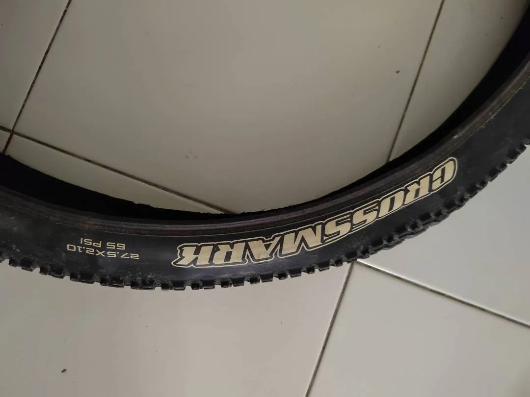 Tayar Maxxis Crossmark 27.5 X 2.10