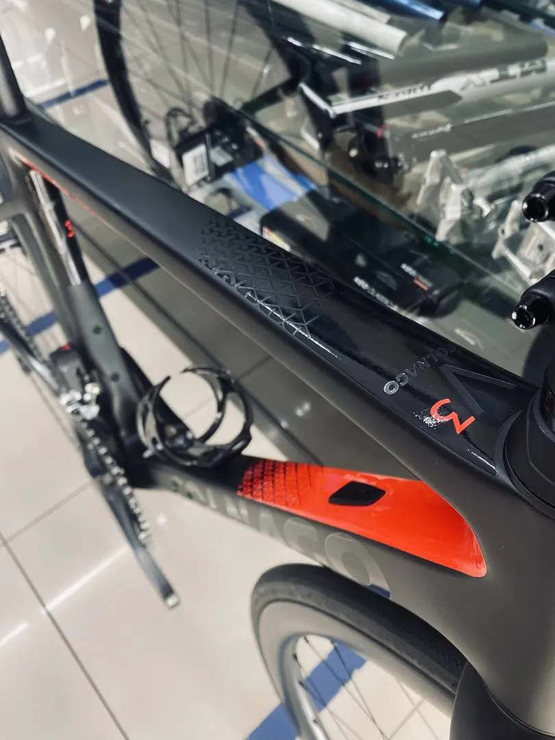 Colnago V3 2023 105 Di2