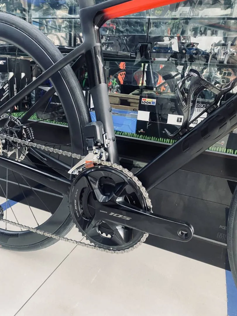 Colnago V3 2023 105 Di2