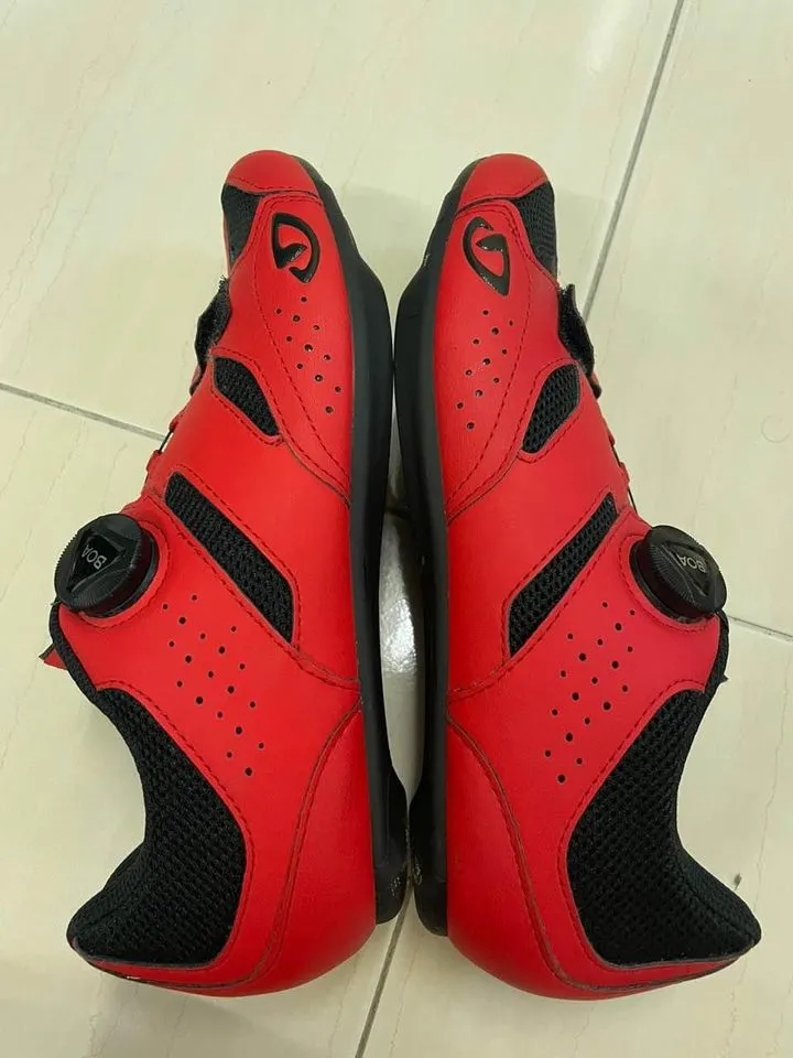 -SOLD-GIRO SAVIX 2 ROADBIKE SHOES