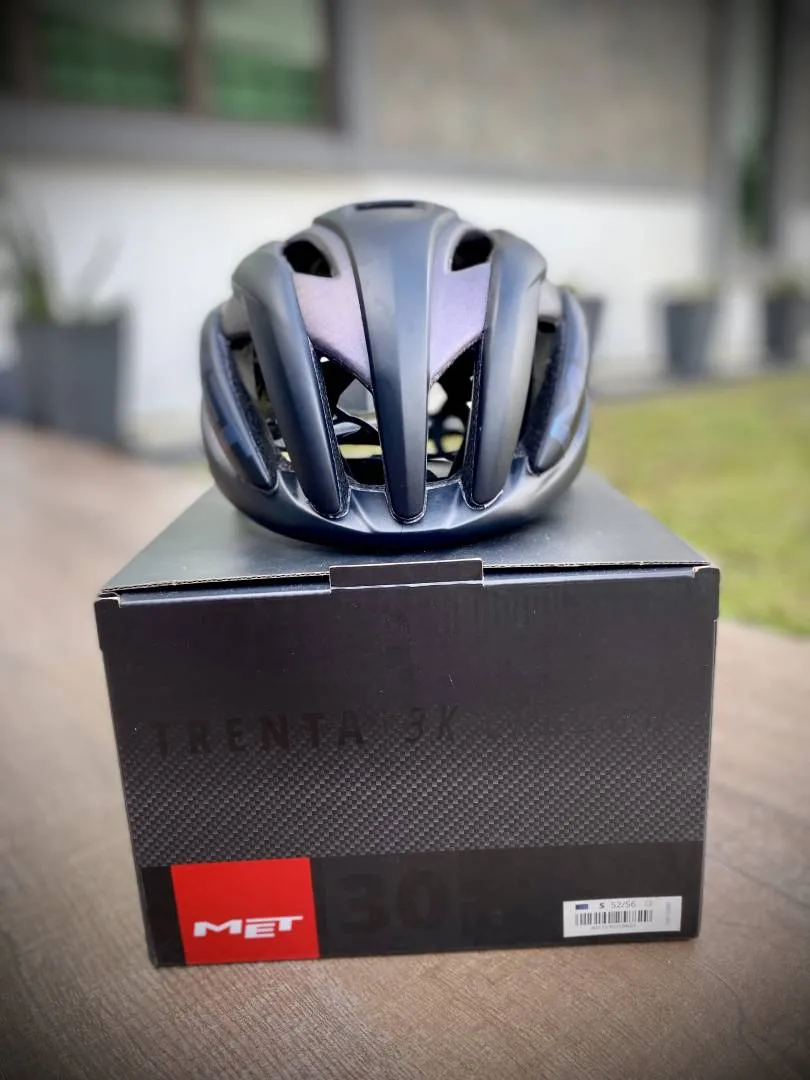 MET Trenta 3K Carbon Helmet (top model)