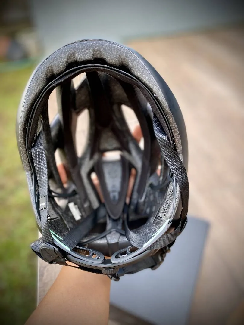 MET Trenta 3K Carbon Helmet (top model)