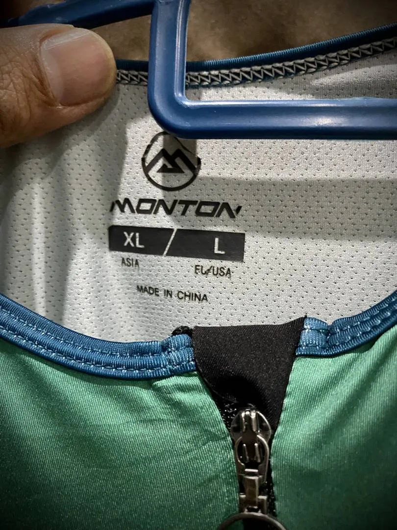 Monton jersey size XL