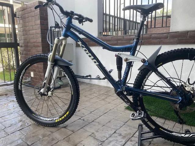 *** Kona Tanuki MTB Full Suspension 26" Wheels ***