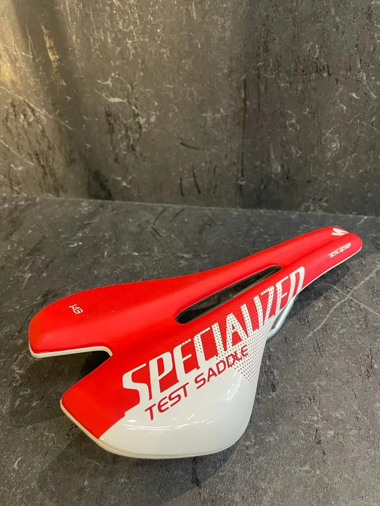 SPECIALIZED TOUPE SADDLE CHEAP CHEAP SELLING -70% !