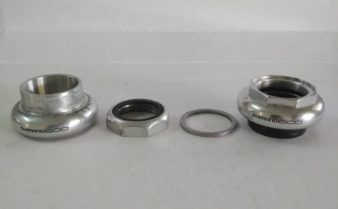 Shimano 600 Headset 1" Threaded Vintage