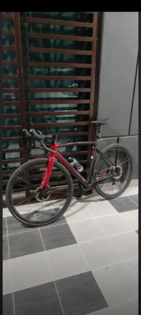 Polygon Strattos 7D Complete bike
