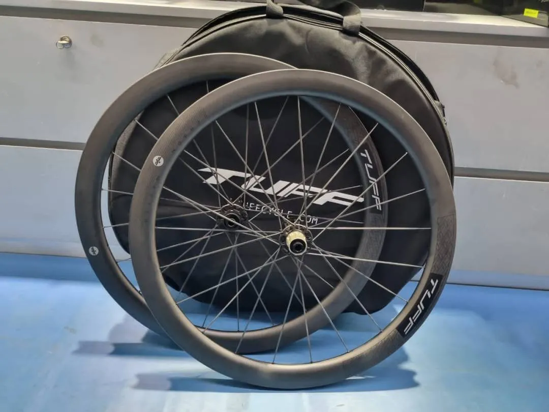 Tuff Helium Master 46 (Ceramic) Carbon Spoke Wheelset -1268gm- (46mm) Clincher - Brand New !!!
