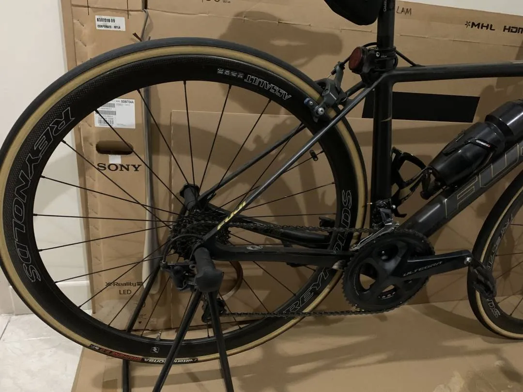 Fuji SL Elite Carbon Fiber Bike Size 49 Full Ultegra R8000 &amp; Carbon Fiber Wheelset