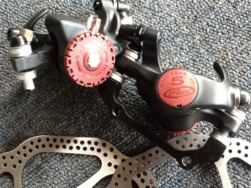 Avid BB5 brakeset include Rotor,all nut. (Free pos w.m)