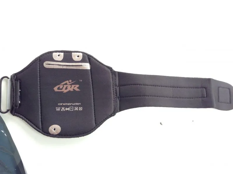 Put at arm iPhone bag  @ free pos