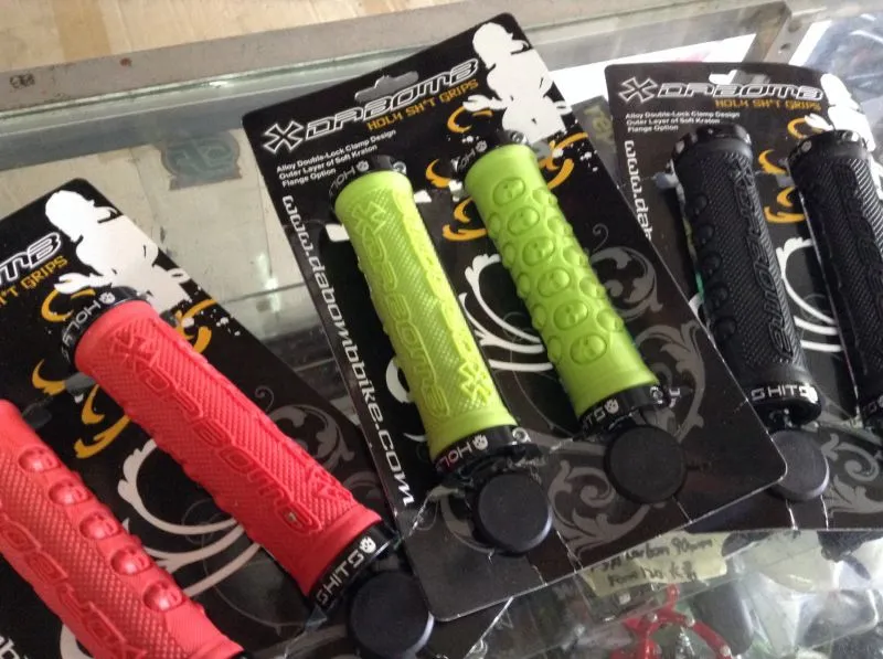 DaBomb (holy shit grip) high end grip (free pos w.m)