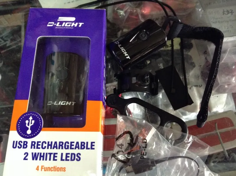 D-Light  USB Recharge Light (Taiwan) free pos w.m