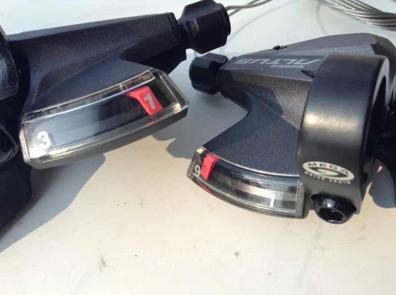 Shimano Altus Shifter 3/9 Latest Model @ free pos