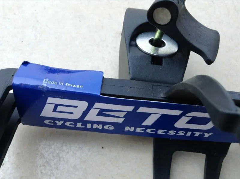Beto bottle cage with QR --  free courier