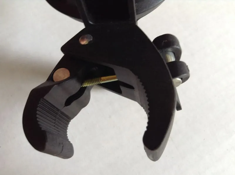 Beto Easy Put Anywhere Bottle Cage @ free pos