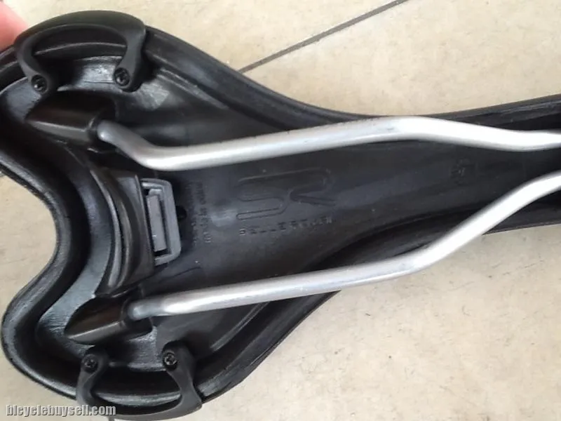 Selle Royal Vega -- free courier