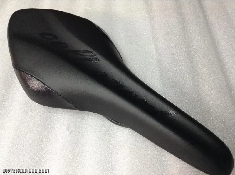 Celt Bike Saddles Slim @ free pos