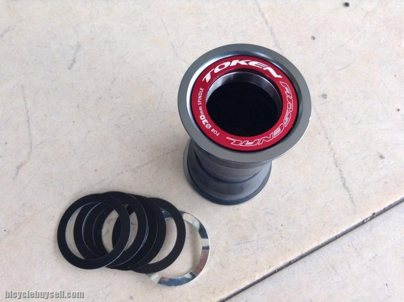 Token PressFit BB - PF30 Frame/Crank -- free courier