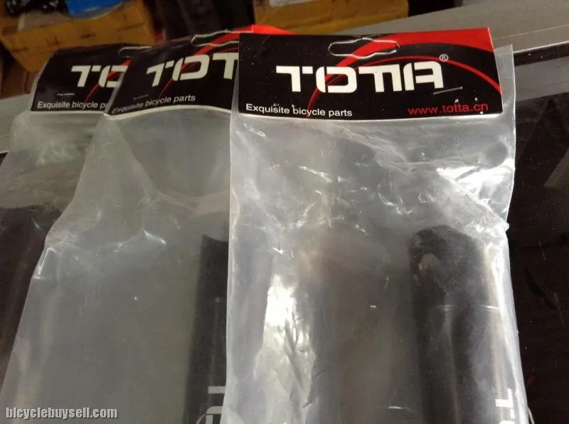 Totia/Shikra Super light Seatpost 210g(free pos w.m)
