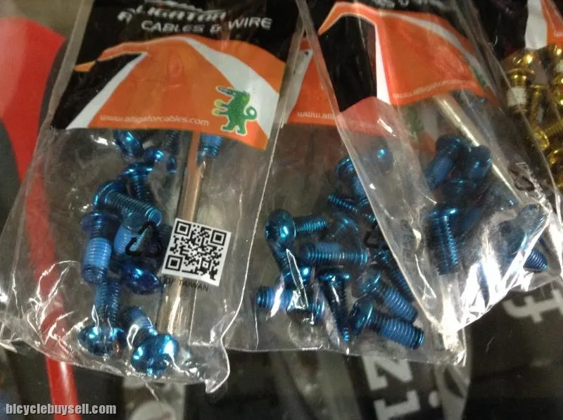 Aligator Rotor Bolt Colorful 12pcs  (free pos w.m)