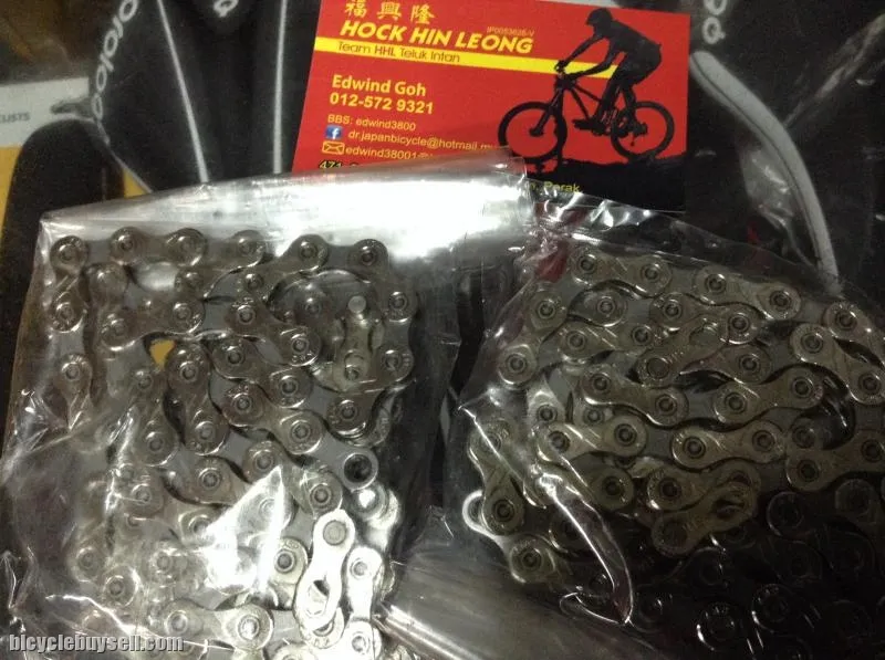 KMC X11 LightWeight 11speed Silver (free pos w.m)