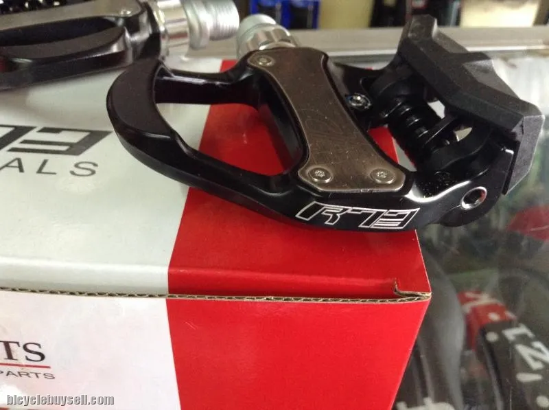 VP Road Pedal R-73 Clip Pedal  ( free pos w.m )