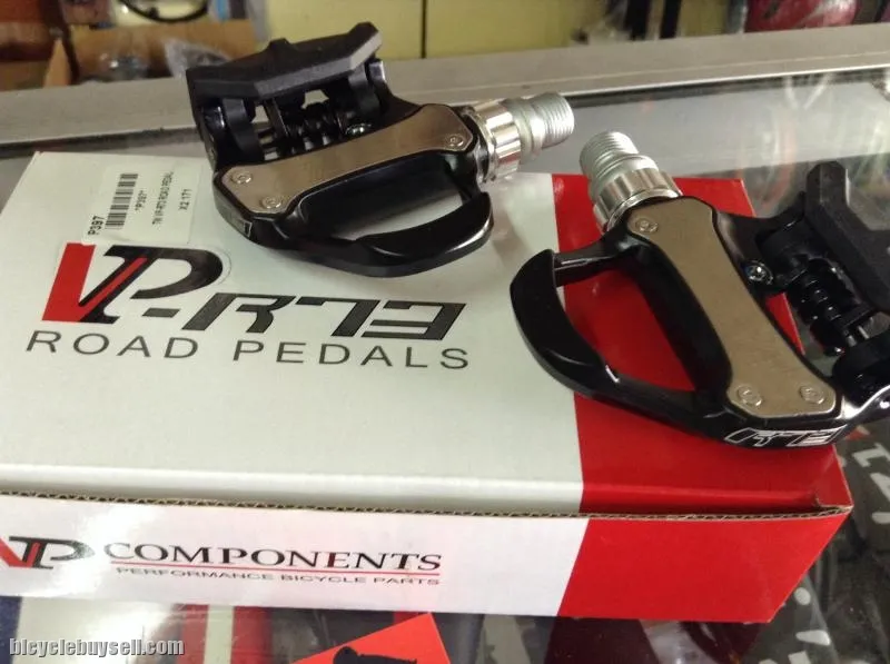 VP Road Pedal R-73 Clip Pedal  ( free pos w.m )