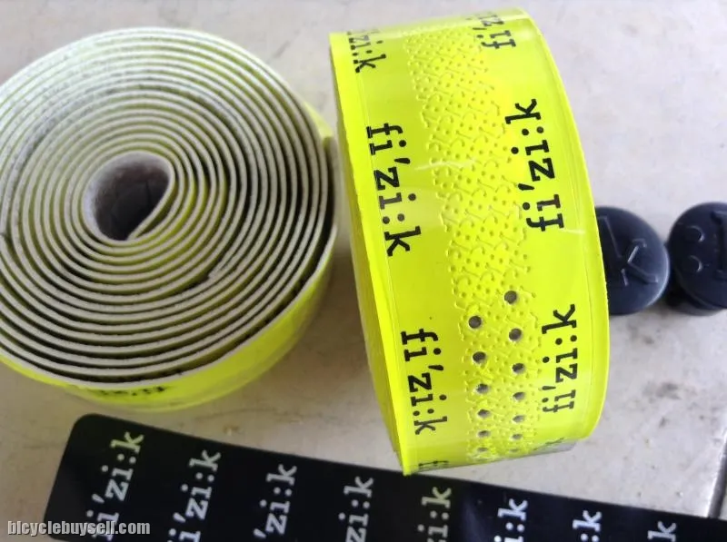 Fizik Soft Touch Performance Bar Tape With Fizik Logo @ free pos
