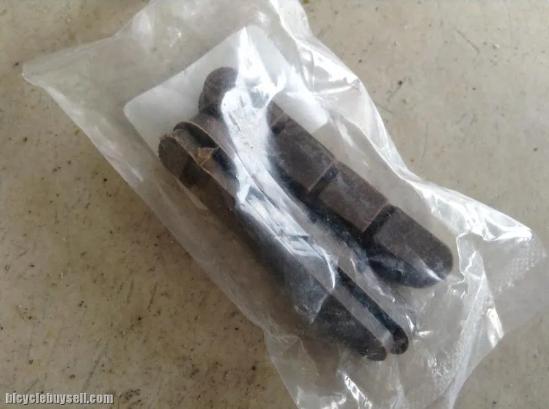 Shimano Dura-Ace Carbon Rim Brake Shoe  - 1Pack -- free courier