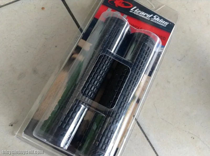 Lizard Skins - Single Compound 494 Grip - Black -- free courier