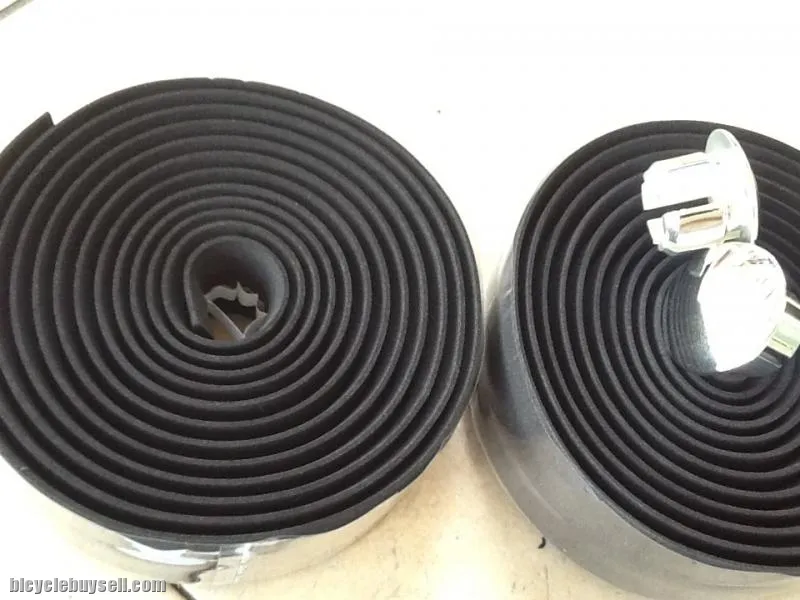 Roadbike Foam Bar Tape - Black   -- free courier